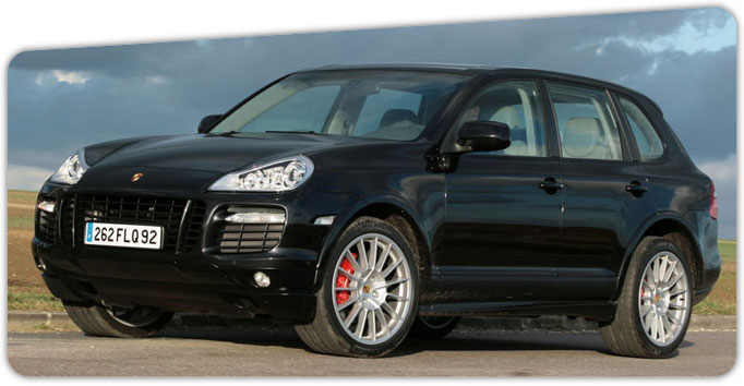 location-peter-moss-voiture-de-luxe-PORSCHE-CAYENNE-GTS